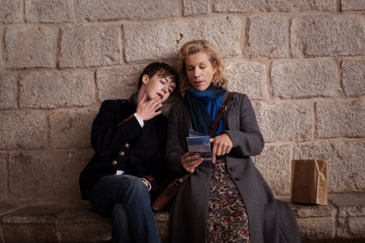 Alex Lawther and Juliet Stevenson in Departure