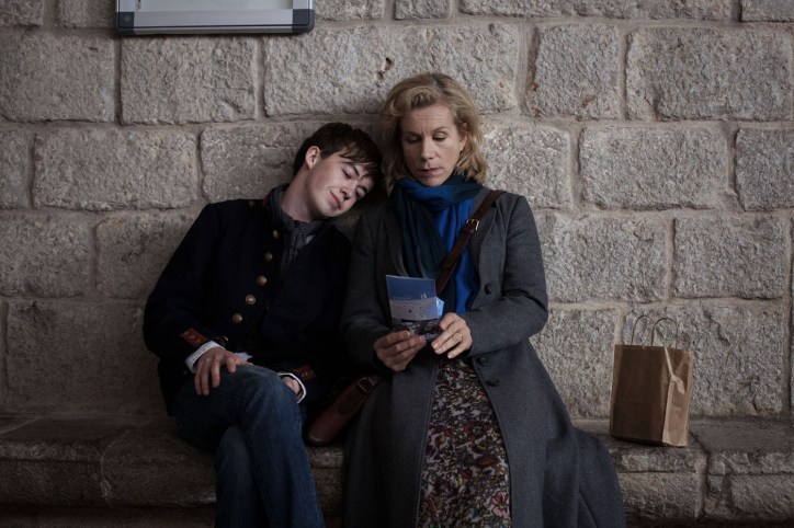 Alex Lawther and Juliet Stevenson in Departure